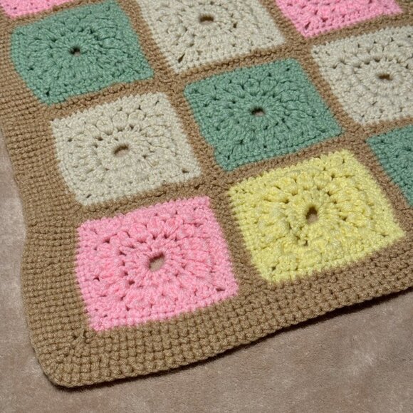 Vintage Blue Crochet Afghan Handmade Boho Chic Granny Squares 61” x 46” - Picture 6 of 7